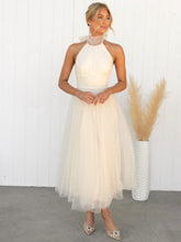 Tüll-Midikleid mit Neckholder, plissiert, Empire-Taille, offener Rücken, elegante Ballkleider